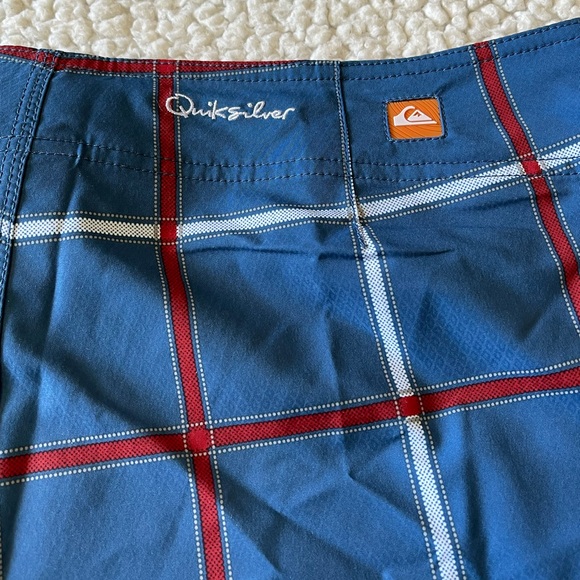 Quiksilver Men's Waterman Board shorts - Picture 6 of 9